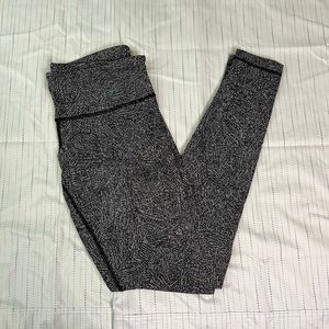 LULULEMON LEGGINGS
